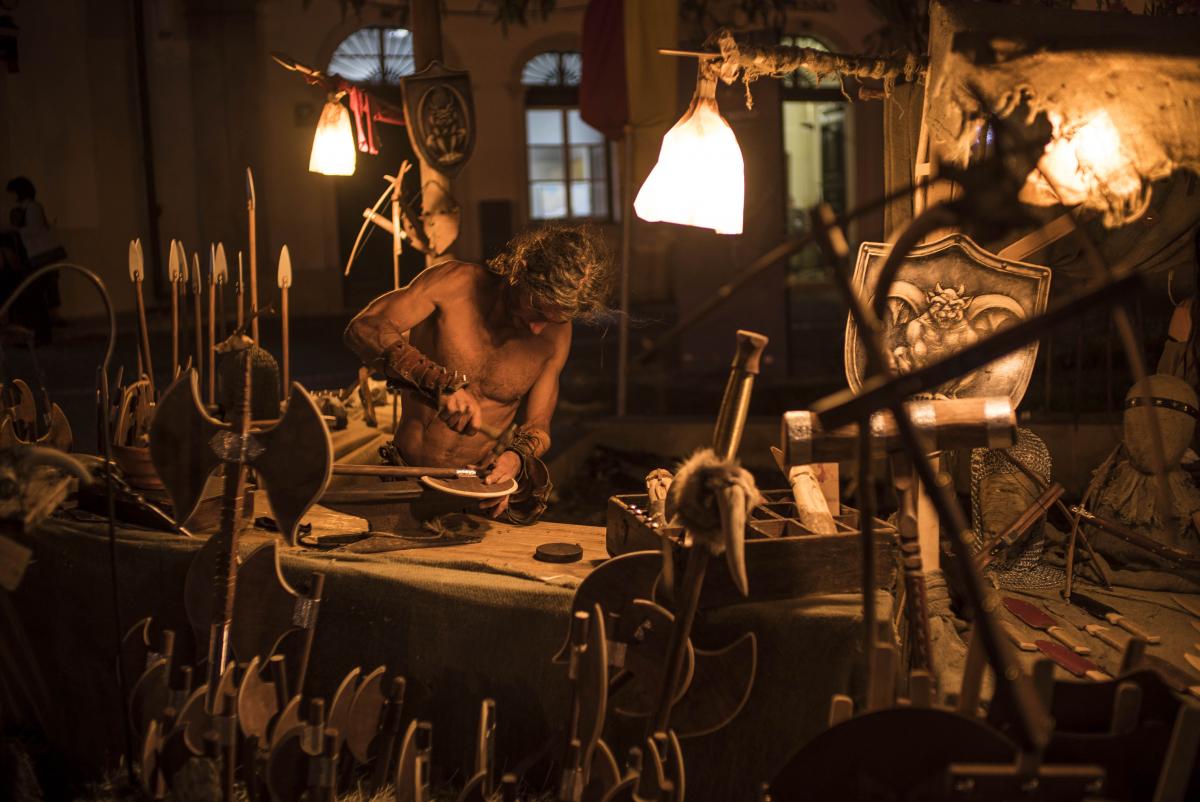 Voigtlander 35mm f/1.2 Nokton II on a7R / a7S